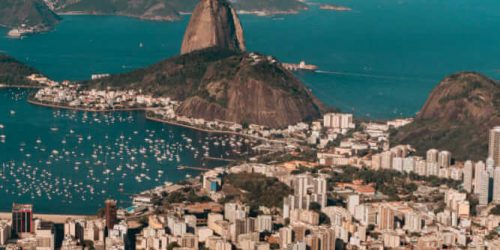 Brasil reabre fronteiras aéreas com uma nova exigência, o seguro saúde